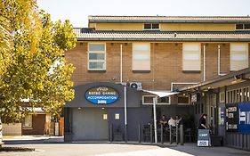 Nightcap At Hendon Hotel